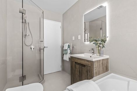 Photo of property in 106b Coronation Road, Hillcrest, Auckland, 0627