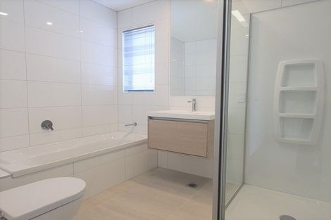 Photo of property in 38 Gosper Road, Takanini, 2112