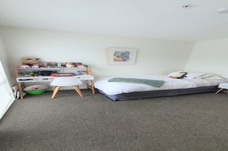 Photo of property in 7 Waru Lane, Te Atatu Peninsula, Auckland, 0610