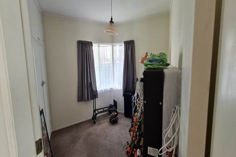 Photo of property in 1a Richard Avenue, Bucklands Beach, Auckland, 2012