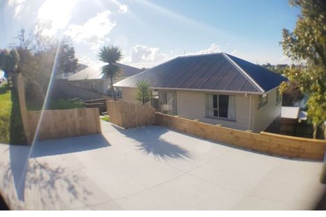 Photo of property in 56 Parrs Cross Road, Henderson, Auckland, 0612