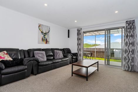 Photo of property in 15 Bryan Gallagher Place, Welcome Bay, Tauranga, 3175