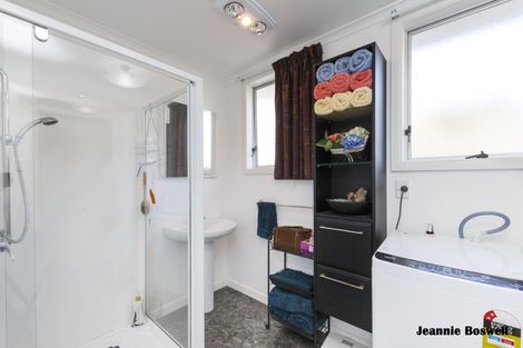 Photo of property in 16 Carow Street, Palmerston North, 4410