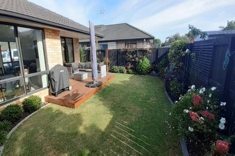 Photo of property in 3 Grabella Place, Papamoa Beach, Papamoa, 3118