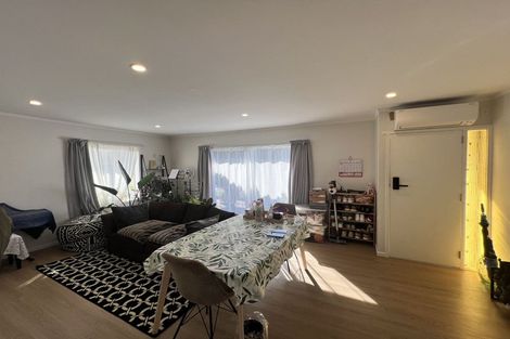 Photo of property in 2/48 Jutland Road, Hauraki, Auckland, 0622