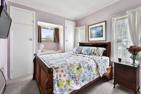 Photo of property in 15 Laurie Avenue, Papakura, 2110