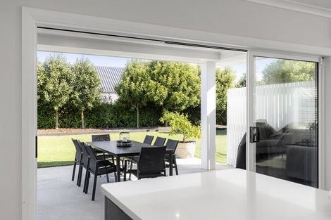 Photo of property in 31 Jarrett Terrace, Leamington, Cambridge, 3432