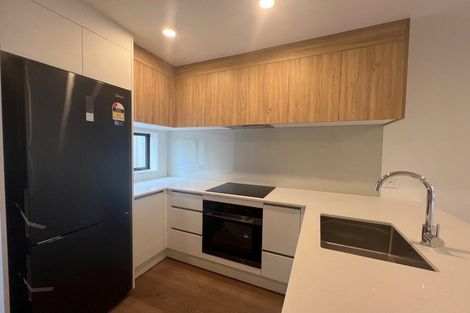 Photo of property in 2/327 Glengarry Road, Glen Eden, Auckland, 0602