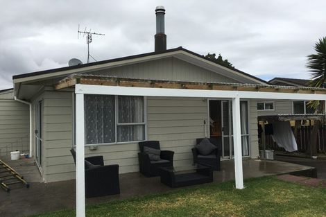 Photo of property in 27 Lisa Rise, Half Moon Bay, Auckland, 2012