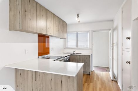 Photo of property in 1/40 Rosebank Road, Avondale, Auckland, 1026