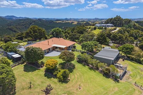 Photo of property in 121 Owhiwa Road, Parua Bay, Onerahi, 0192