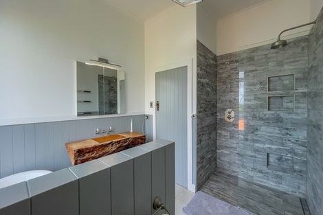 Photo of property in 39 Pipiroa Road, Ngatea, 3503