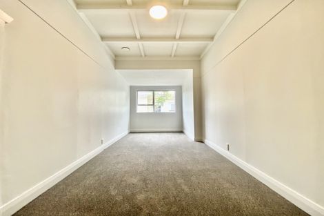 Photo of property in 55 Avenue Road, Otahuhu, Auckland, 1062