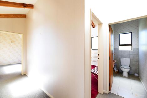 Photo of property in 20 Allan Street, Waimate, 7924