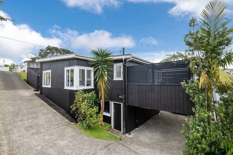 Photo of property in 42 Matipo Road, Mairangi Bay, Auckland, 0630