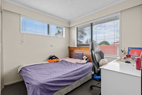 Photo of property in 207 Maidstone Road, Avonhead, Christchurch, 8042