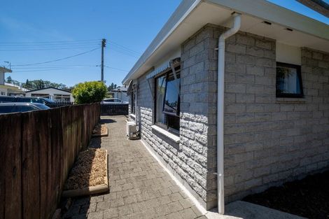 Photo of property in 2/13 Willow Avenue, Stoke, Nelson, 7011