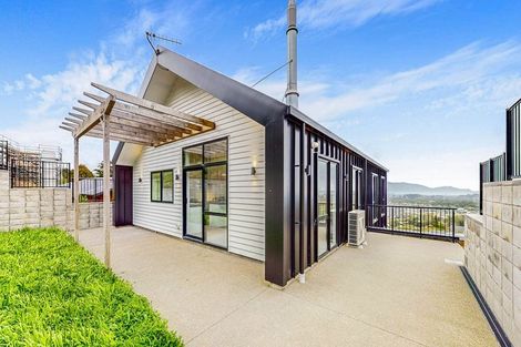 Photo of property in 79 Kotare Street, Waikanae, 5036