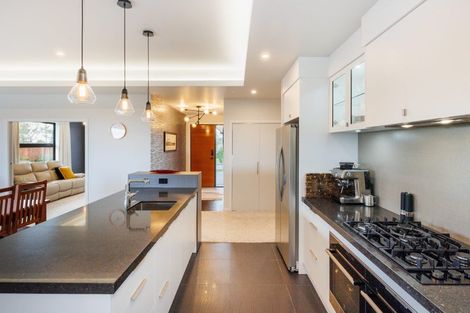 Photo of property in 156 Pacific Drive, Fitzherbert, Palmerston North, 4410