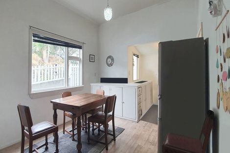 Photo of property in 29 Ripon Street, Lyttelton, 8082