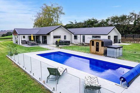 Photo of property in 747 Ngunguru Road, Glenbervie, Whangarei, 0173