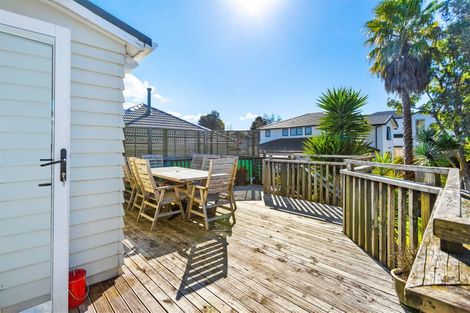 Photo of property in 53 Taikata Road, Te Atatu Peninsula, Auckland, 0610