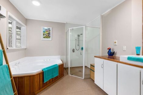 Photo of property in 116 Hine Road, Wainuiomata, Lower Hutt, 5014