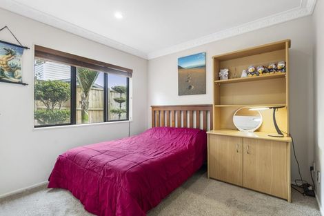 Photo of property in 305 Albany Highway, Rosedale, Auckland, 0632