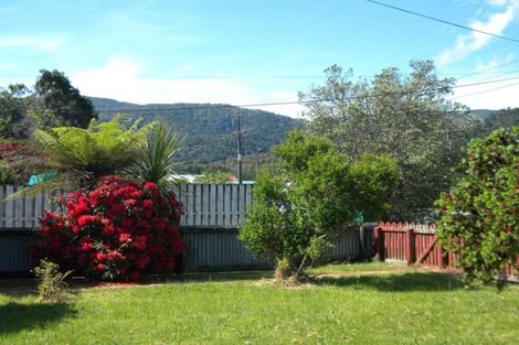 Photo of property in 50 Moorhouse Street, Ross, 7812