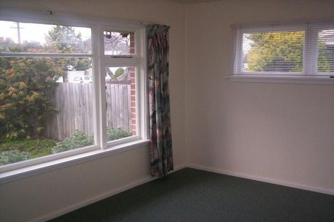 Photo of property in 83 Isleworth Road, Bishopdale, Christchurch, 8053