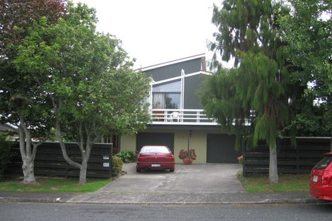 Photo of property in 1/43 James Evans Drive, Northcote, Auckland, 0627