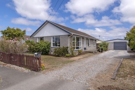 Photo of property in 472 Mairehau Road, Parklands, Christchurch, 8083