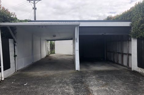 Photo of property in 2/2a Ascot Avenue, Narrow Neck, Auckland, 0624