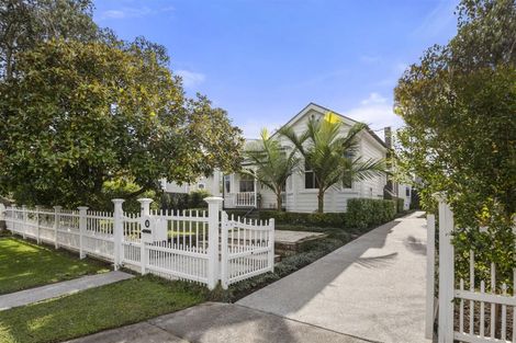 Photo of property in 26 Norwood Road, Bayswater, Auckland, 0622