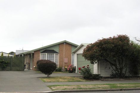 Photo of property in 110 Bayswater Crescent, Bromley, Christchurch, 8062