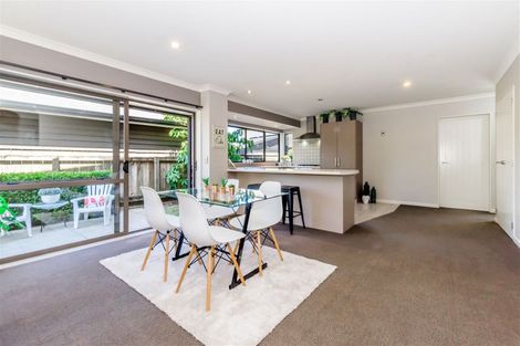 Photo of property in 19 Bluewater Place, Paraparaumu, 5032