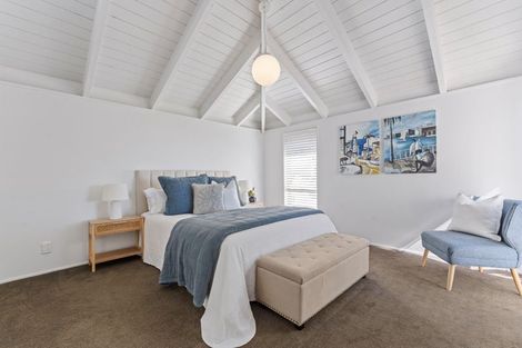 Photo of property in 1/14 Marama Street, Castor Bay, Auckland, 0620