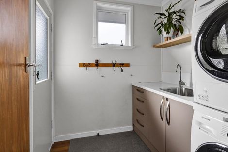 Photo of property in 1288 Richmond Road, Everett Park, Inglewood, 4389