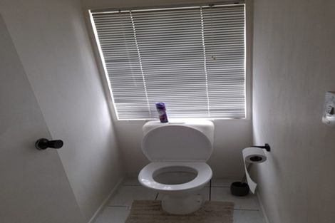 Photo of property in 2/159 Gossamer Drive, Pakuranga Heights, Auckland, 2010