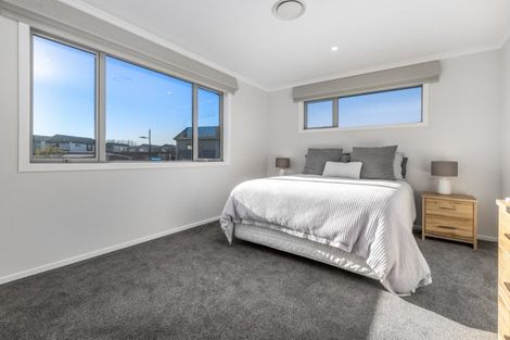 Photo of property in 14 Pateke Drive, Kenepuru, Porirua, 5022