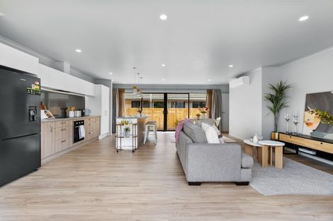 Photo of property in 142 Waenga Drive, Cromwell, 9310