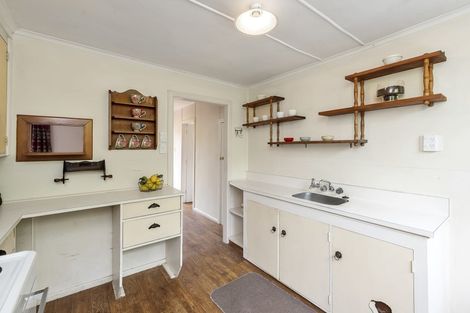 Photo of property in 80 Matatua Road, Raumati Beach, Paraparaumu, 5032