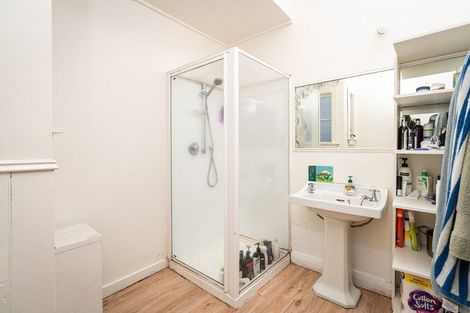 Photo of property in 51 Brougham Street, Mount Victoria, Wellington, 6011