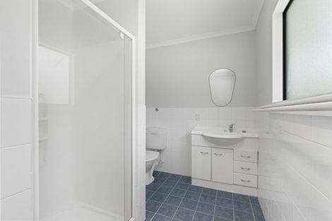 Photo of property in 9 Caughley Place, Otaki Beach, Otaki, 5512