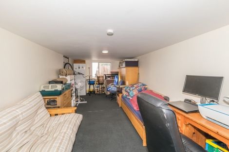 Photo of property in 7 Saunders Place, Redwood, Christchurch, 8051