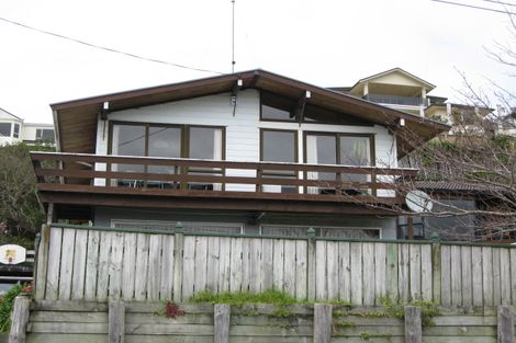 Photo of property in 9 Annandale Street, Lynmouth, New Plymouth, 4310