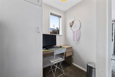 Photo of property in 1/324 Carrington Street, Vogeltown, New Plymouth, 4310