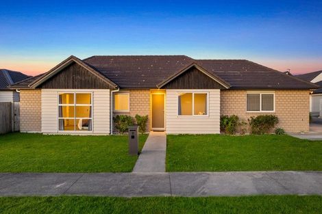 Photo of property in 35 Okawa Avenue, Papakura, 2110