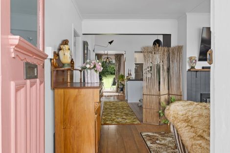 Photo of property in 51 Gaine Street, New Plymouth, 4310