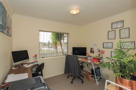 Photo of property in 9 Totara Terrace, Huntly, 3700